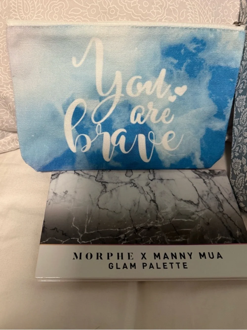 Morphe Glam Palette Set with beauty pouch and Vince Camuto duo makeup brush! NEW